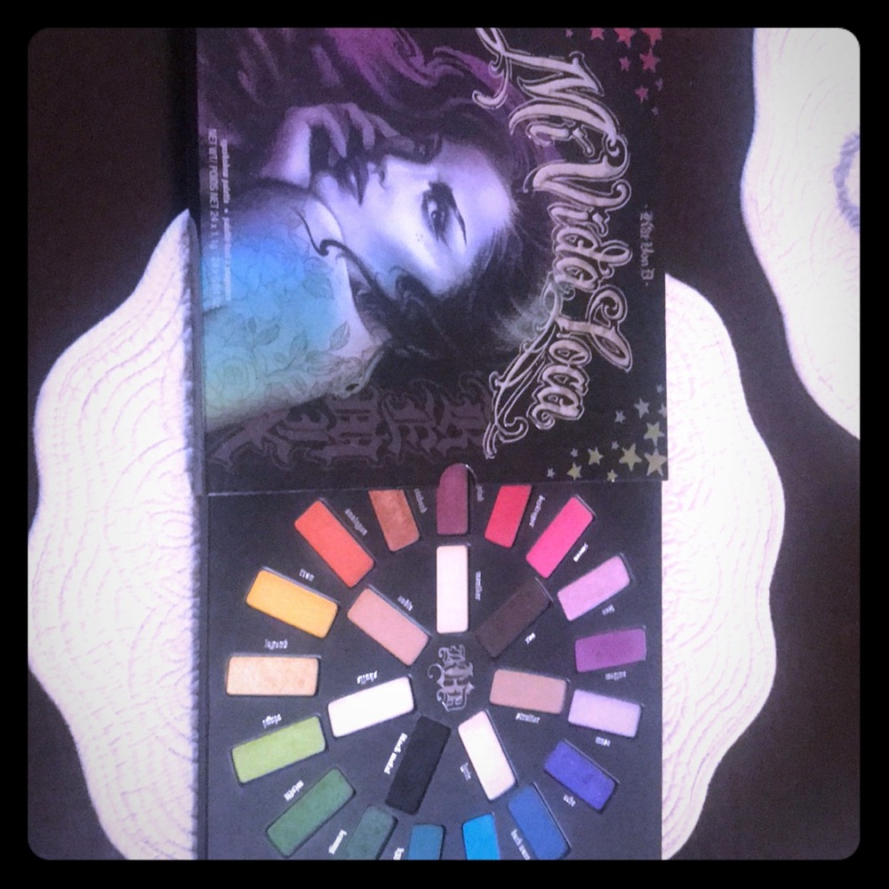 -used- Kat Von D Mi Vida Loca Remix Palette